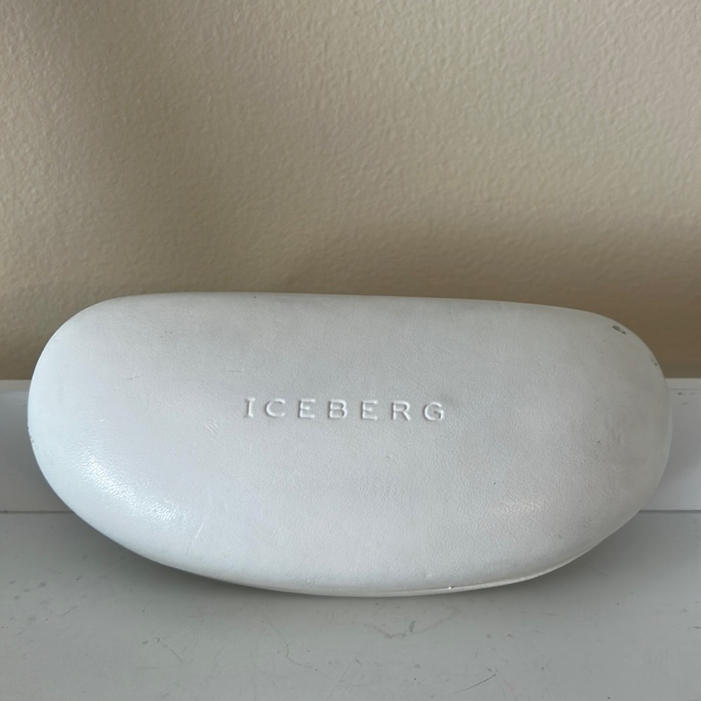 ICEBERG sunglass case